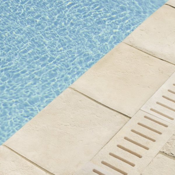 Remate piscina Domus
